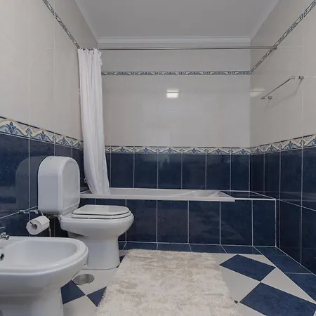 Casa Camila Iii - Moradia T3 - *